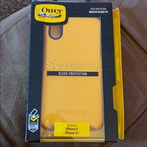 SYMMETRY IPHONE  XS CASE USED FOR 1 WEEK!❤️